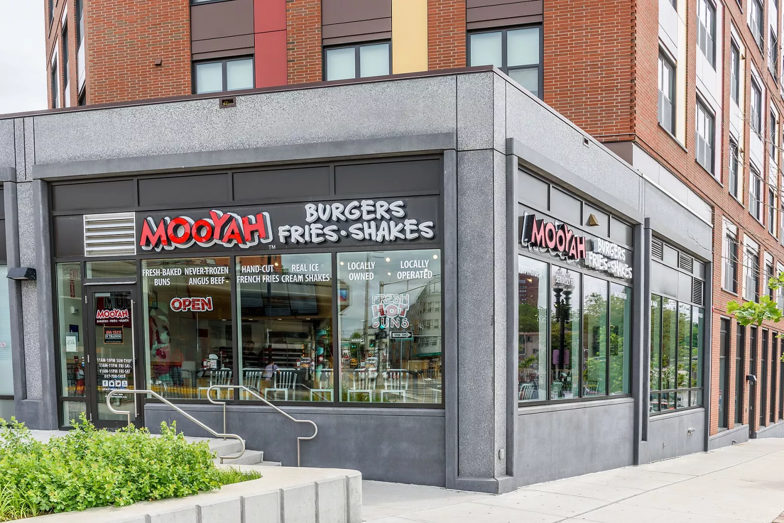 Mooyah