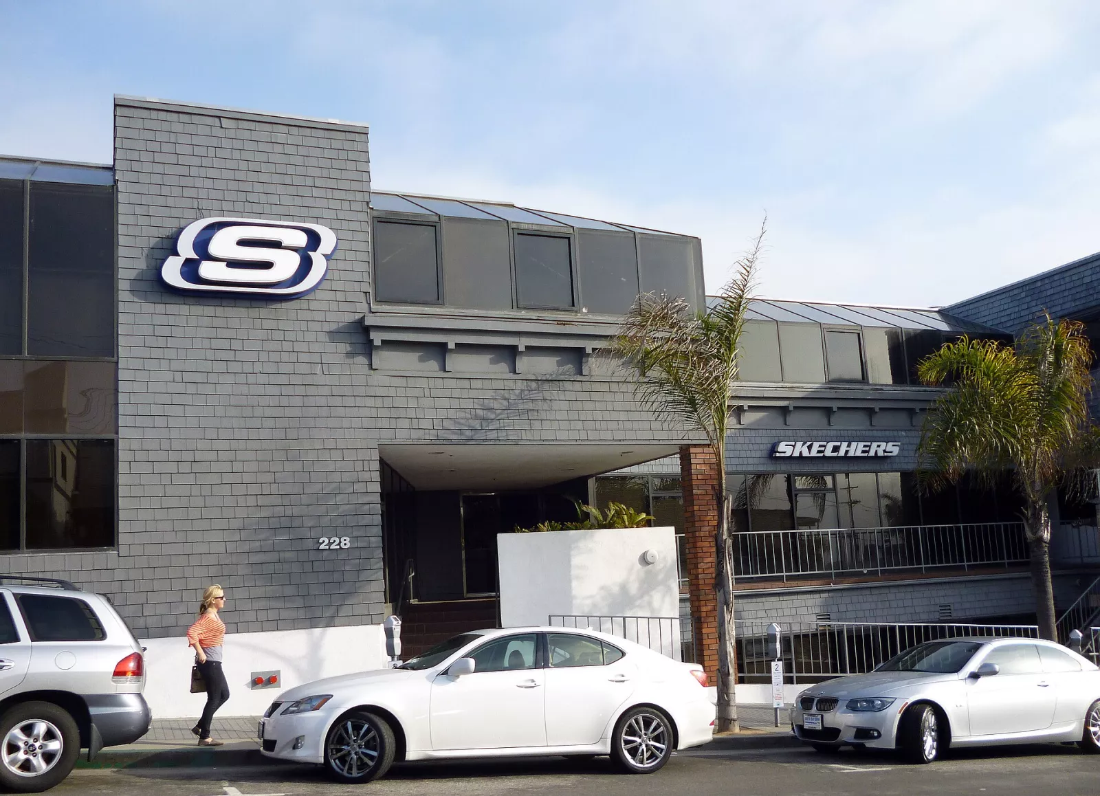 Skechers