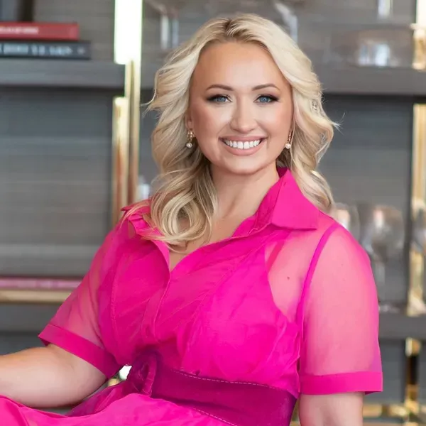 Ksenia Wurl - Wurl Luxury Group- Compass
