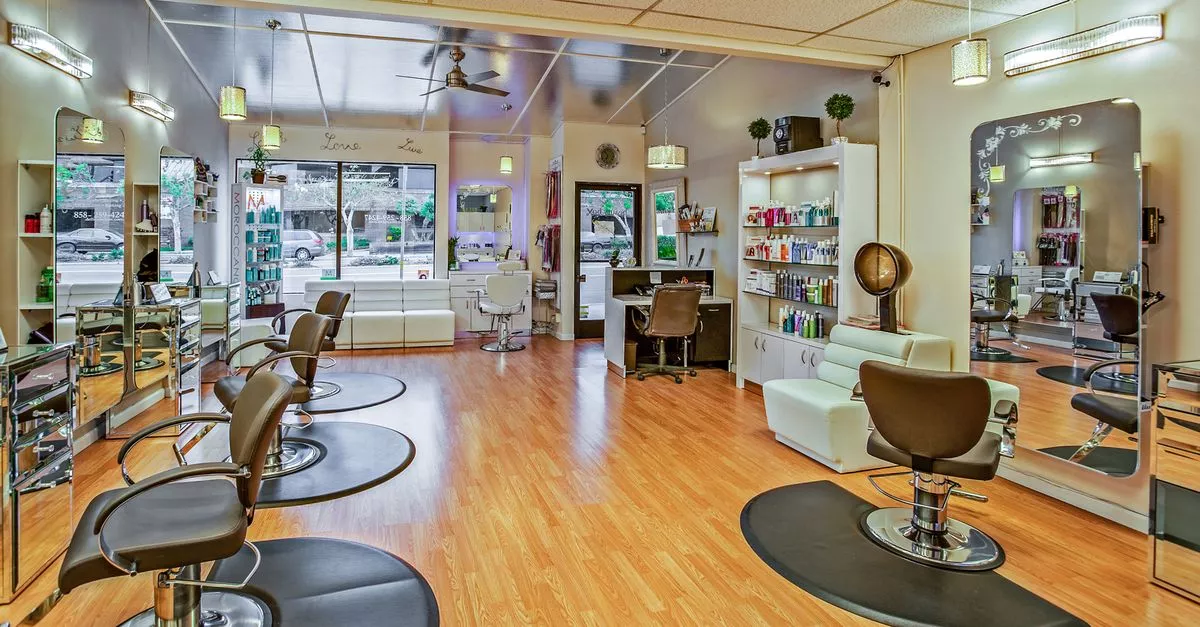 Simply Chic Hair Studio