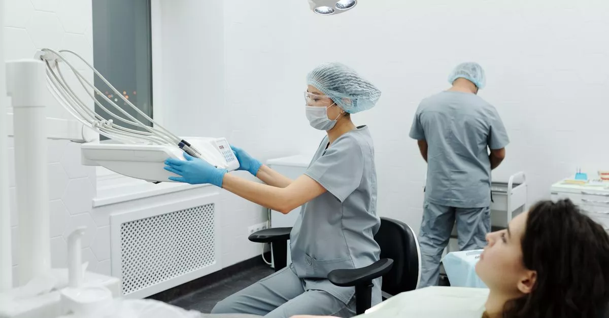 We Smile Dental