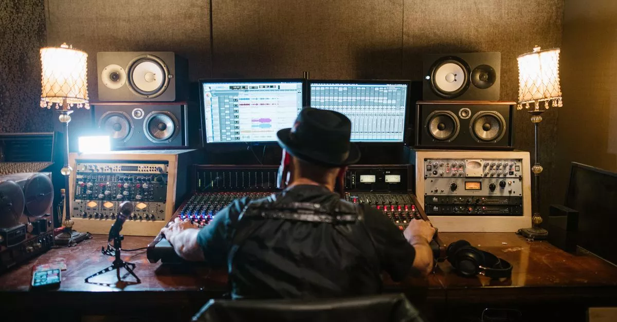 The Sweatshop Studioz