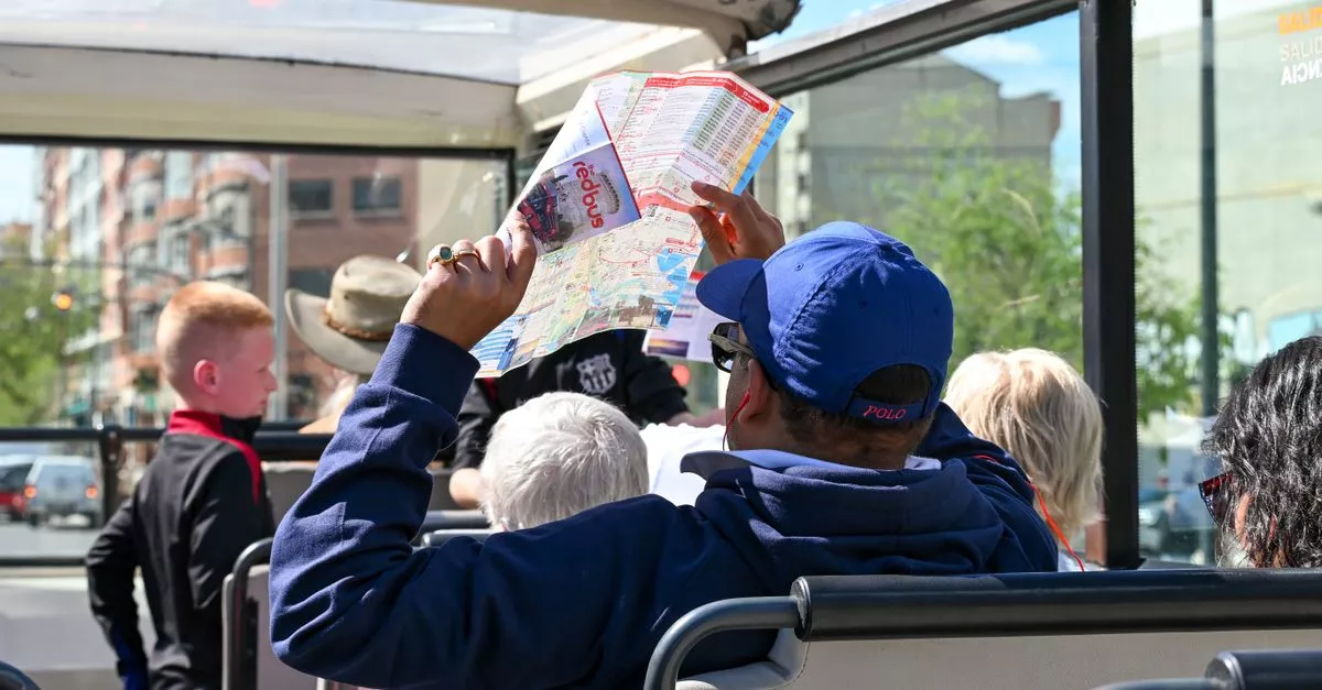 D & J Coach Tours