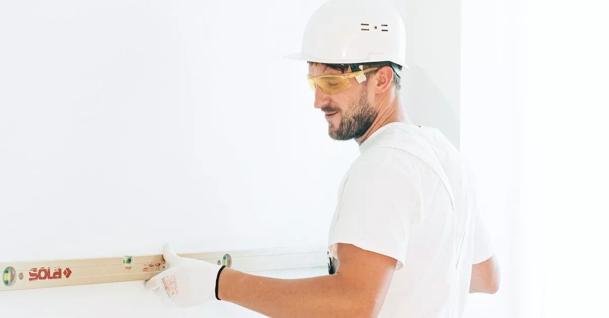 General Contractors - representative photo, not of EnergyGuard Foam Insulators