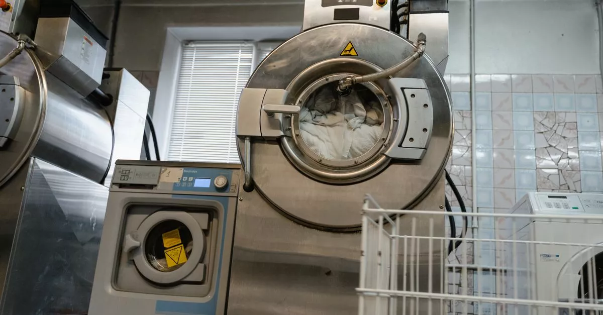 Easy Care Laundromat