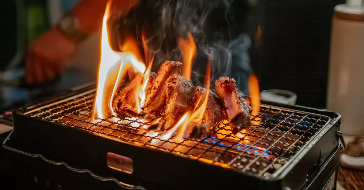 Uptown Pizza and Barbecue Restaurant