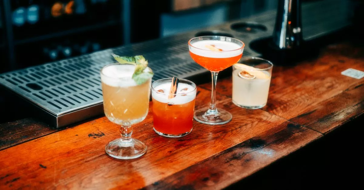 Vintage Bar