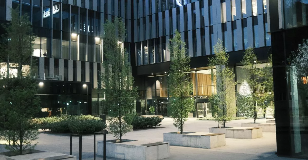 KBM Realty