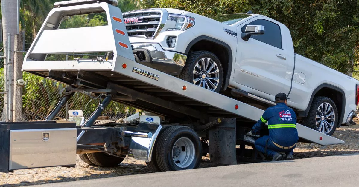 XL Towing Chicago (WBE)