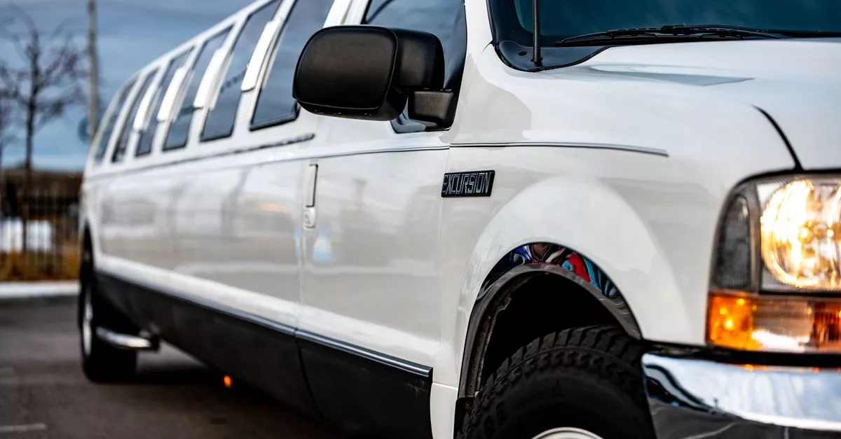 Chicago Grand Limousine