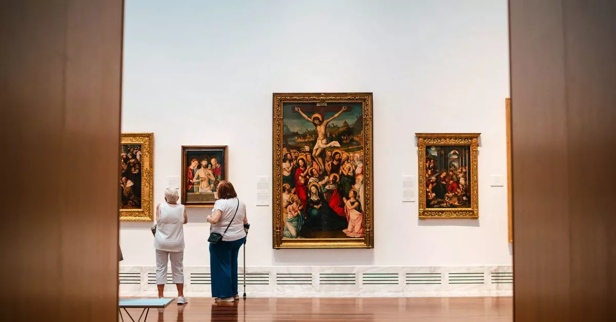 IRON Gallery
