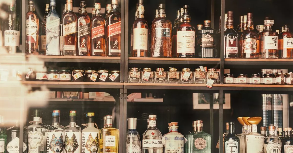 Lush Wine and Spirits