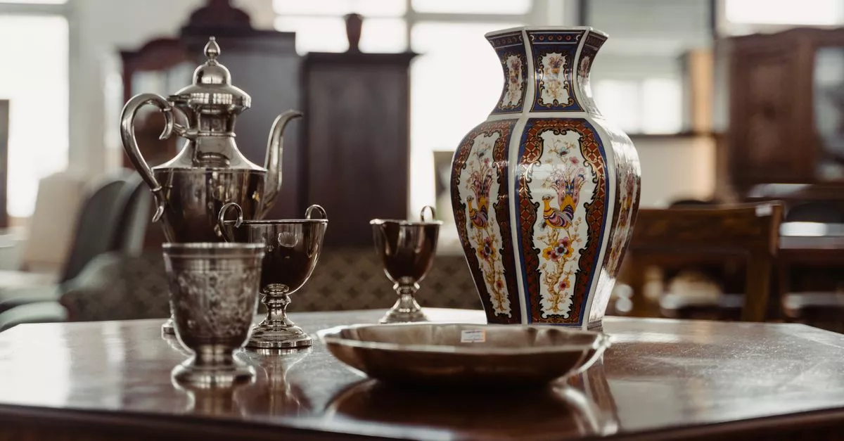 Decorium Furniture