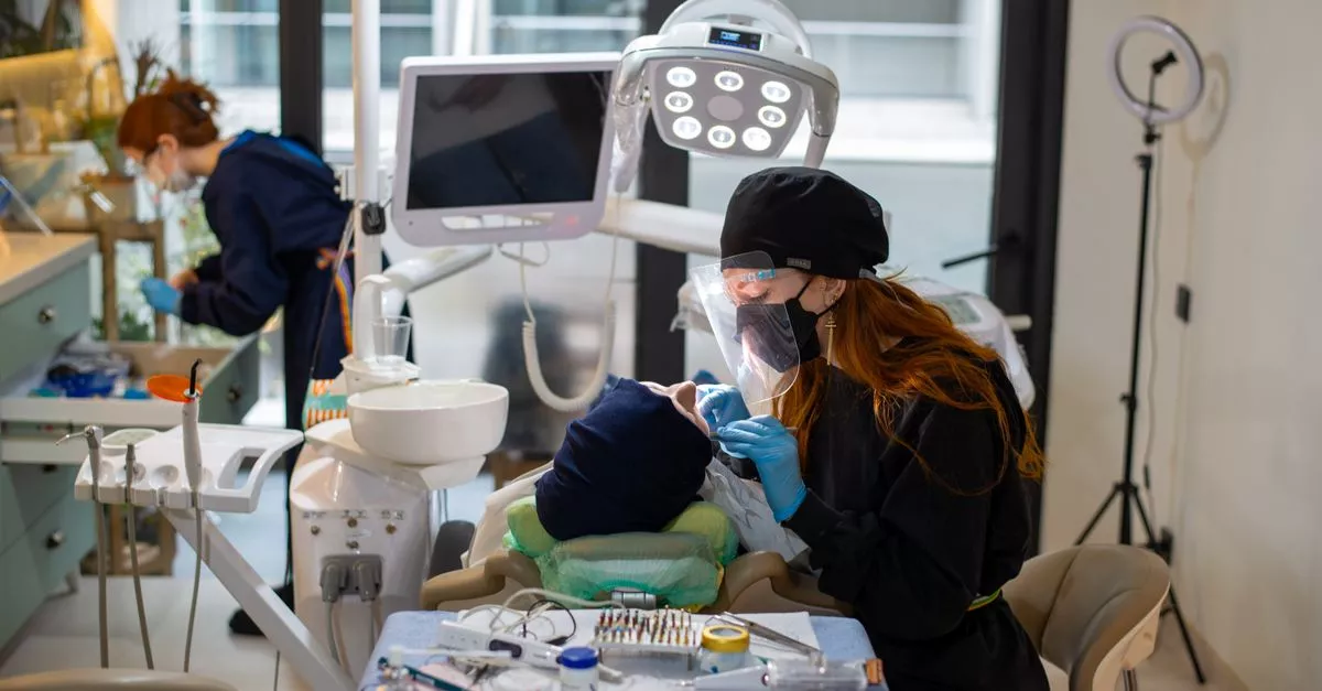 Comprehensive Dental & Implant Center