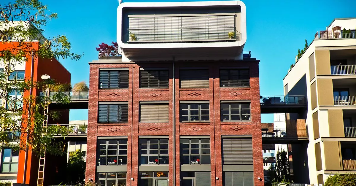 Heritage Title Co