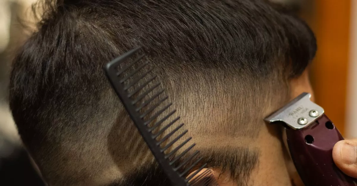 Floyd's 99 Barbershop