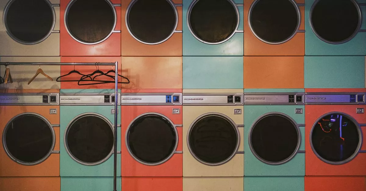 Tide Laundromat