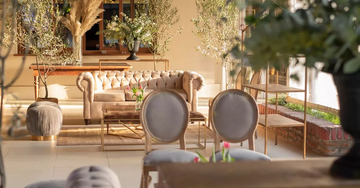 Welcome Back Lounge