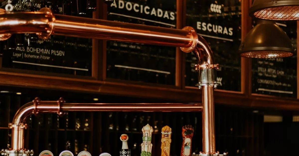Rizzo's Bar & Inn