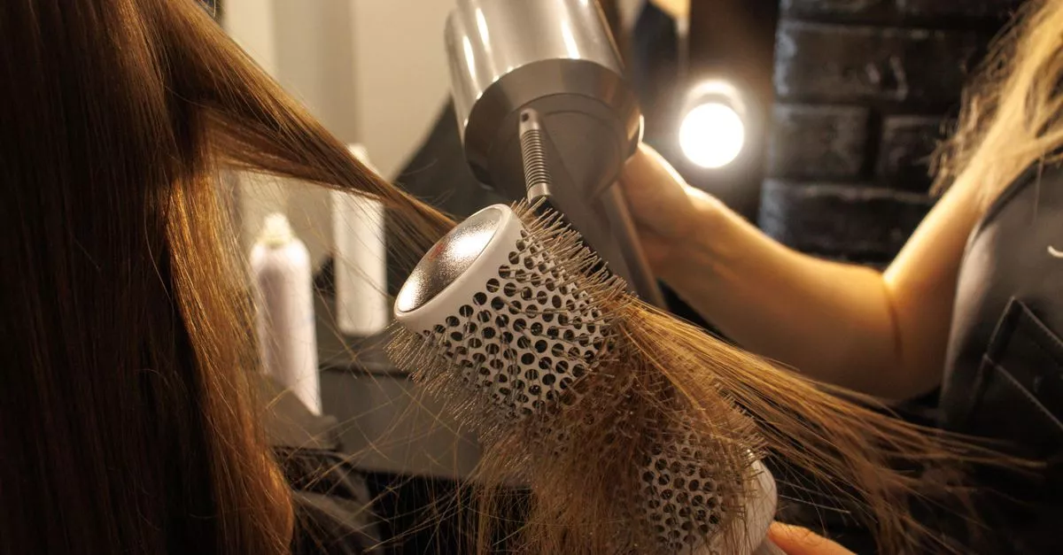 Rock paper salon