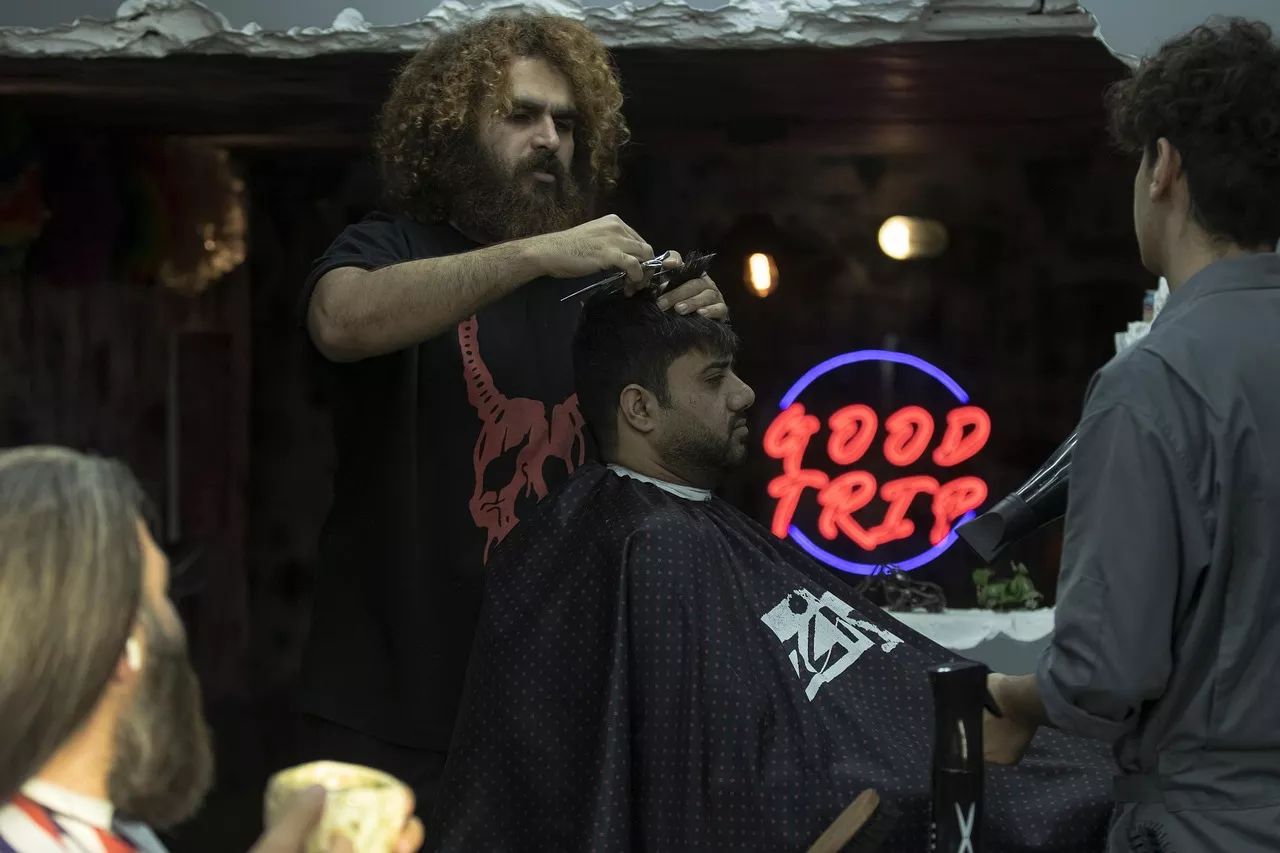 Gro Salon