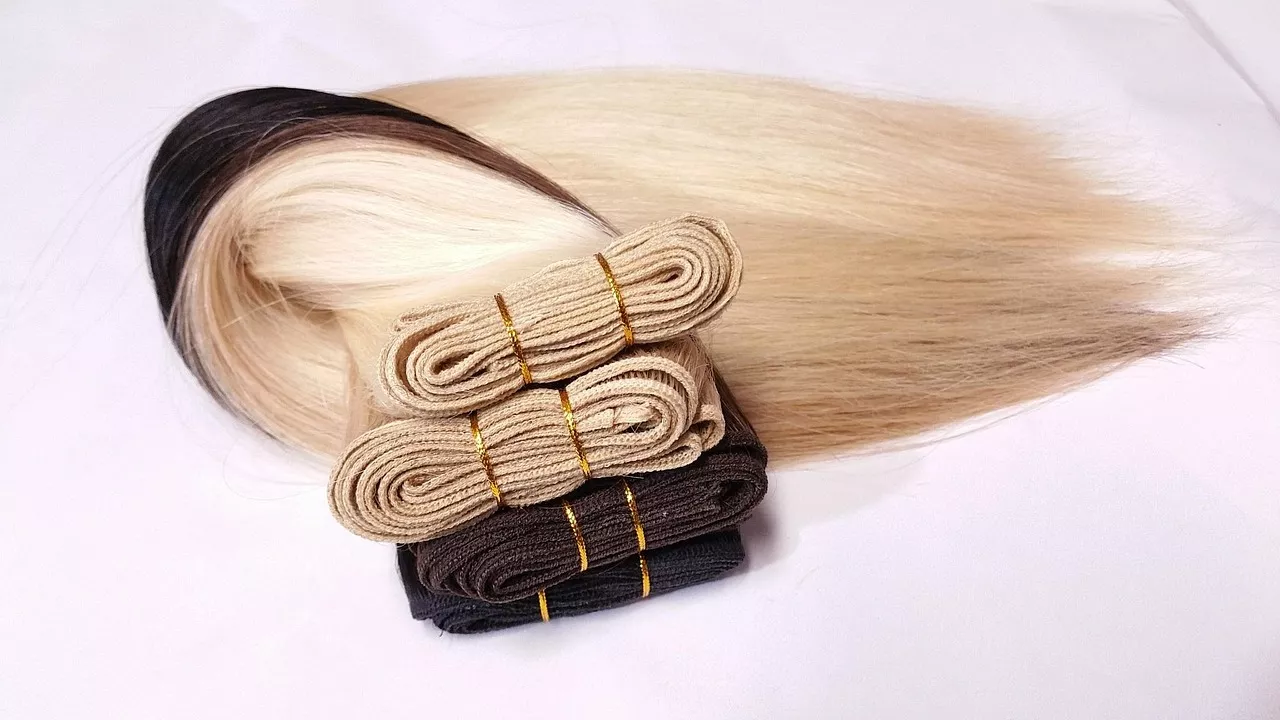 Mena's Hair Design