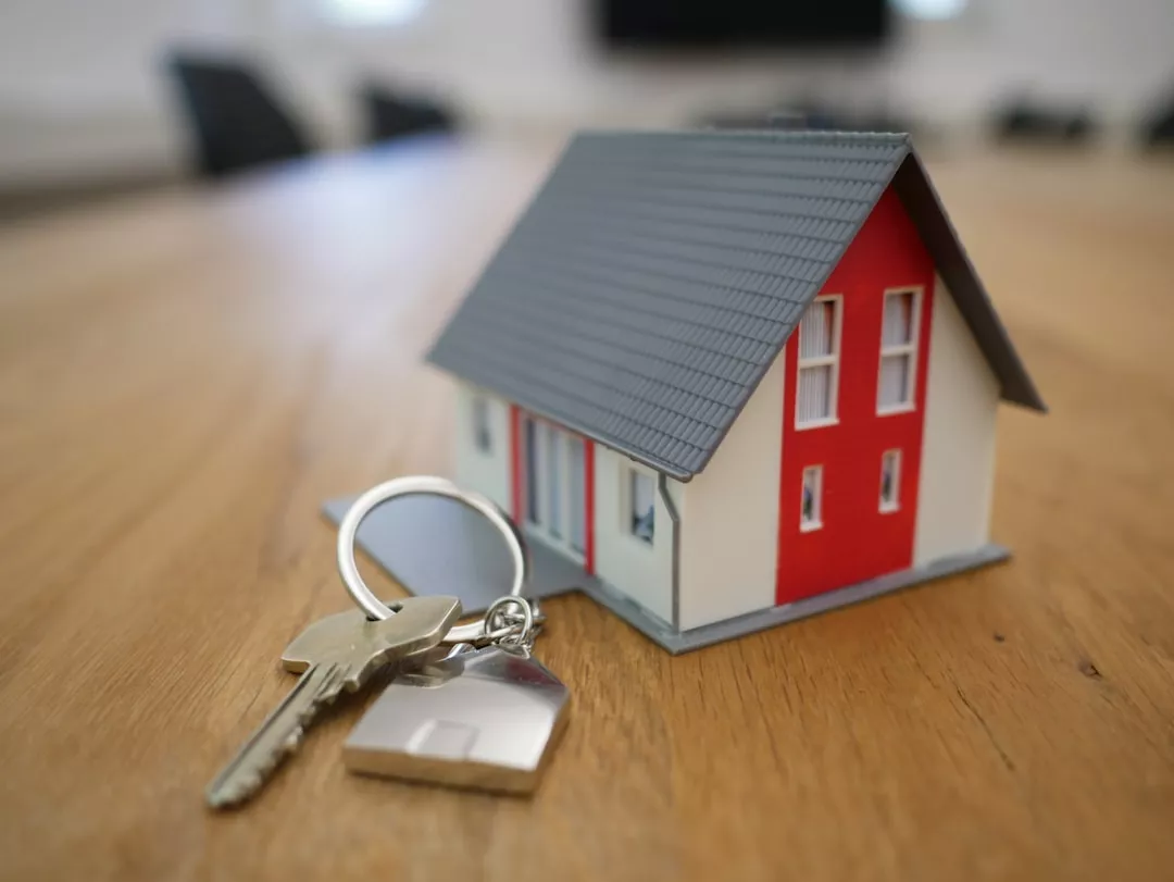 Lois White Realty