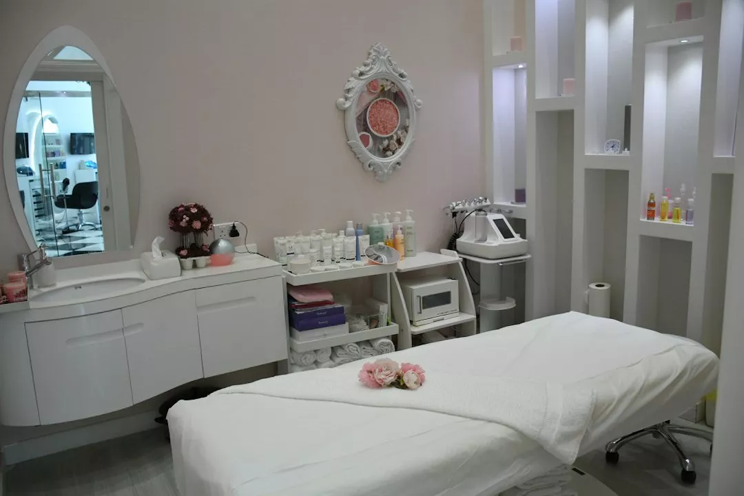 Embrace Natural Hair Salon